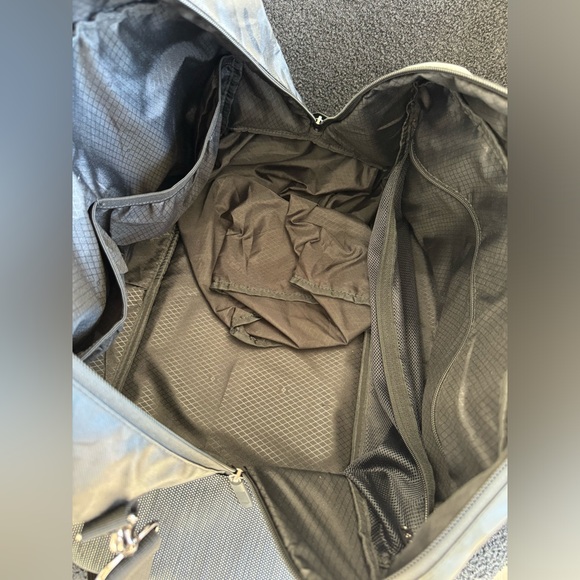 Samsonite duffle bag - Picture 4 of 4